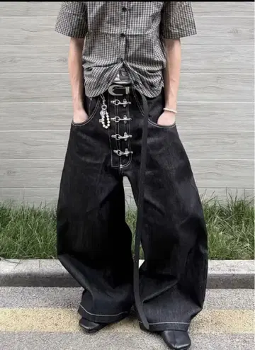 새상품 리지드 데님 와이드 데님 팬츠 스터드 y2k opium