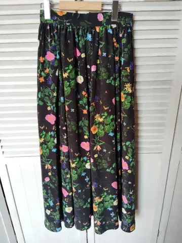 [새상품급] NOISEMAKER 플라워 프린트 롱 스커트 38