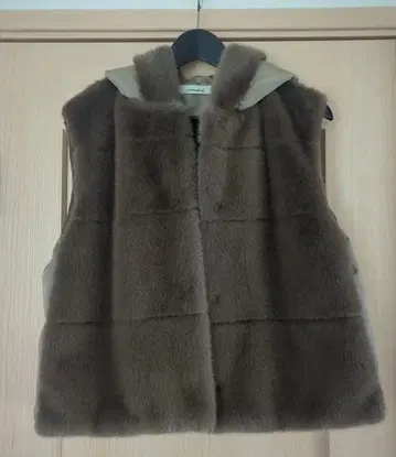 [nainkob] 나인코브 브라운 후드 부착 다운 베스트