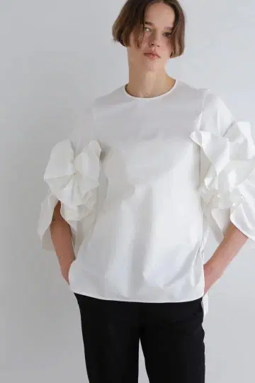 [ 완판템 ] le phil 루필 블라우스