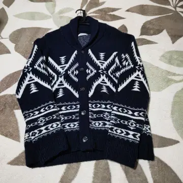 NAVAL 네이비 기하학 패턴 가디건