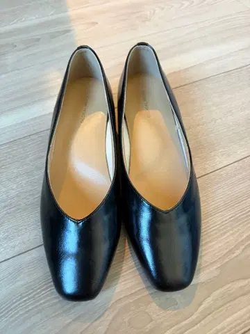 GLOBAL WORK 펌프스