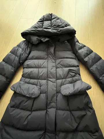 UNIQLO +J 울트라 라이트 다운 후디드 코트 유니클로 사이즈 S
