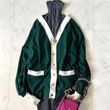 새상품급*프레임워크 바이컬러 V넥 가디건 골드 버튼 최근 울