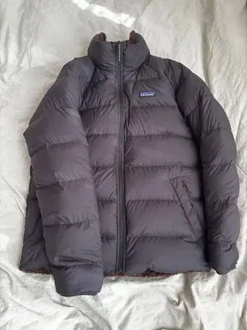 Patagonia 리버서블 사이런트 다운 자켓 S 새상품