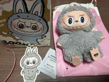 라부부 LABUBU 마카롱 Sesame Bean 세서미빈 그레이