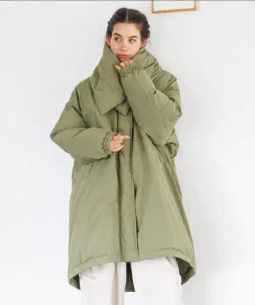 BAYFLOW 머플러 달린 몬스터 코트