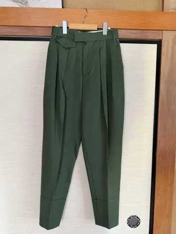 stunning lure 슬랙스 사이즈 1