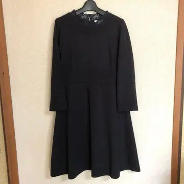 옷깃 레이스 A라인 원피스 [미사용 새상품] 아나텔리어