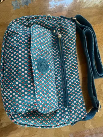 새상품급 키플링 숄더백