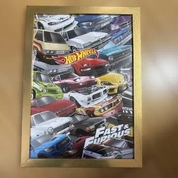 연말 가격 인하 Hot Wheels 미니카 그래픽 프레임 포함