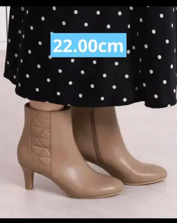 베이지 퀼팅 숏부츠 다이애나