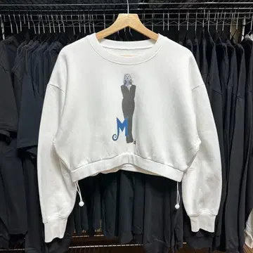 [즉발] Madonna 마돈나 맨투맨 M 상당