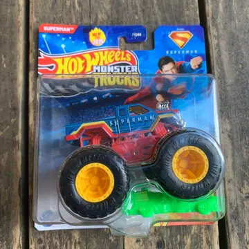 Hot Wheels 슈퍼맨 몬스터 트럭