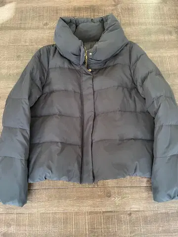 네이비 숏 기장 다운 자켓