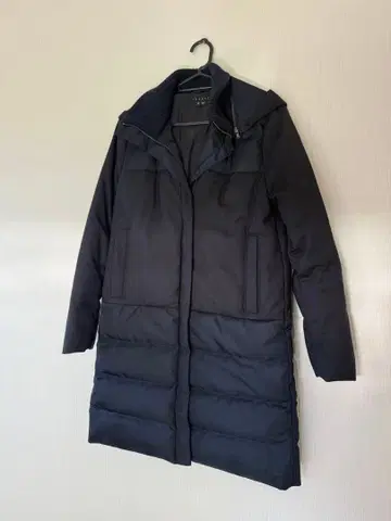 theory 네이비 다운 자켓 후드 부착