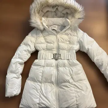 GYDA 화이트 다운 자켓