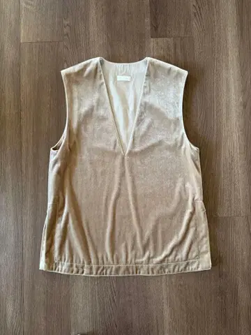 [ 미사용 ] Ballsey 매트 벨로아 V넥 베스트 라이트 베이지