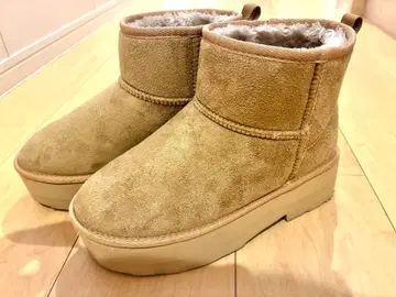 무스탕 통굽 부츠