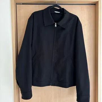 ZARA 블랙 집업 자켓