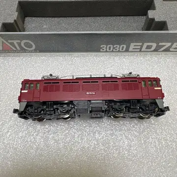 KATO 3030 ED75 700