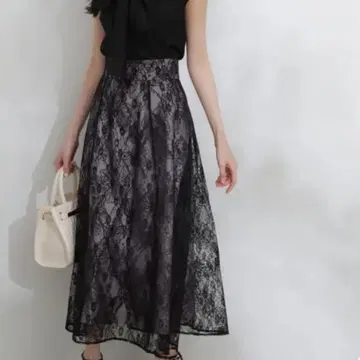 [ 새상품 ] 프로포션 바디 드레싱 튤 레이스 플라워 플레어 스커트