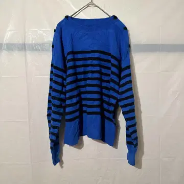 새상품급 파랑 블랙 니트 스웨터 긴팔 보더 블루 블랙 겨울 의류 가을 옷