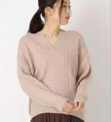 글로벌 워크 키넥 케이블 니트 루즈핏 프리 사이즈 베이지