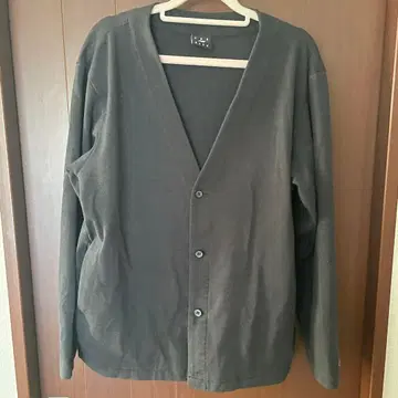 니하우스 재팬 블랙 가디건