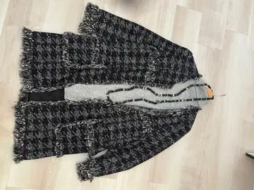 ZARA WOMAN 노카라 자켓 블랙 화이트