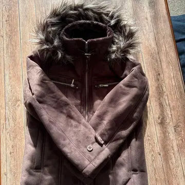 남성용 브라운 퍼 포함 캐주얼 자켓 M 사이즈