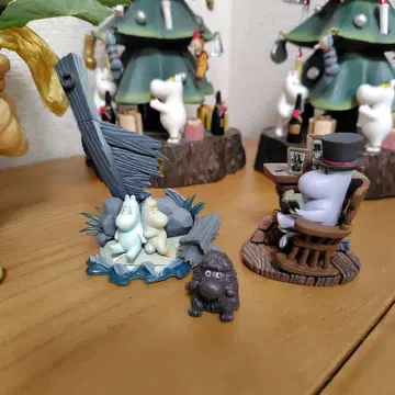 무민 피규어 3개