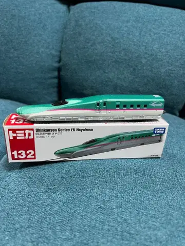 롱 토미카 132 E5계 신칸센 하야부사