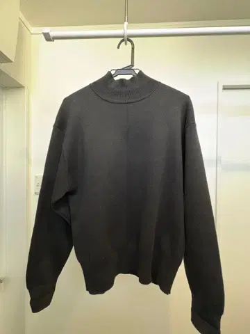 CABAN 터틀넥 니트 블랙