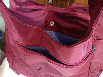 나일론 버건디 숄더백