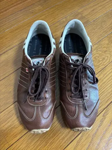 PATRICK 브라운 가죽 스니커즈