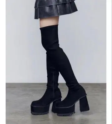 EMODA 스퀘어 핏 롱 부츠