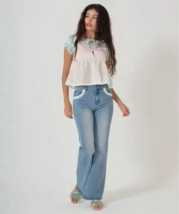 TINA: JOJUN 레이스 플레어 데님 팬츠