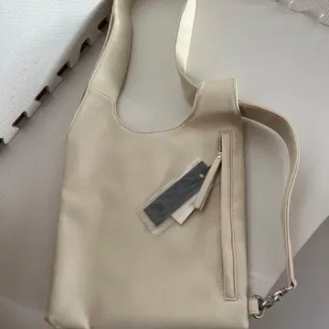 JEANASIS 아이보리 숄더백