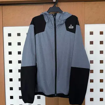 TARAS BOULBA 후드티