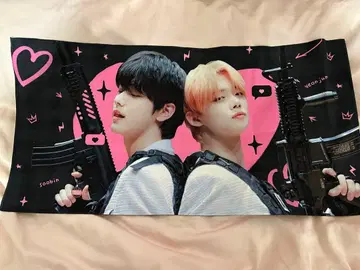 덤 포함 현라 슬로건 연준 수빈