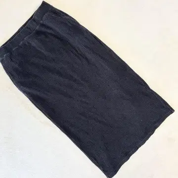 유니클로 리브 타이트 스커트 허리밴딩 블랙 계열 M 사이즈 여성용