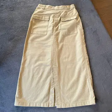 Samansa Mos2 타이트하지 않고 넉넉합니다.