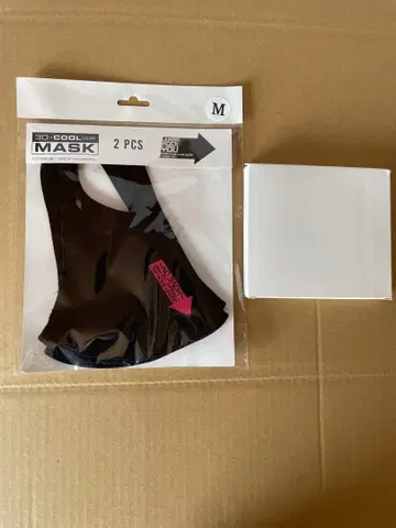 JUNNA LIVE 2020 MOVE ON 마스크와 코스터