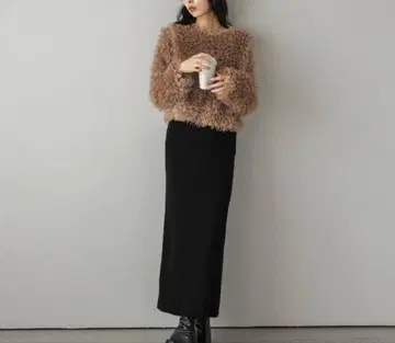 La-gemme(라지엠) 보아 샤기 상의