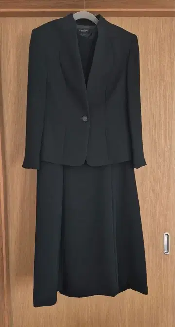 여성용 블랙 포멀 자켓 원피스 세트