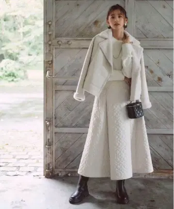 JUSGLITTY 퀼팅 스커트 미사용 새상품