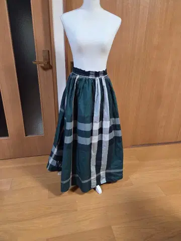 미사용 플레어 스커트 빅 패턴 체크 무늬 사이즈 F