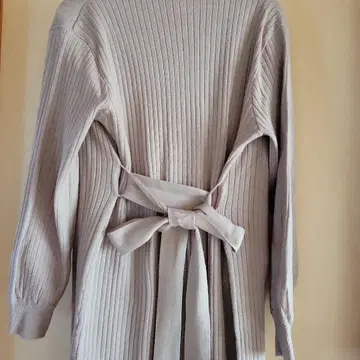 리본 벨트 포함 그레이 긴팔 롱 가디건