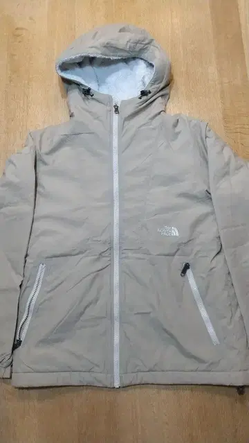 THE NORTH FACE 후드 부착 자켓 베이지